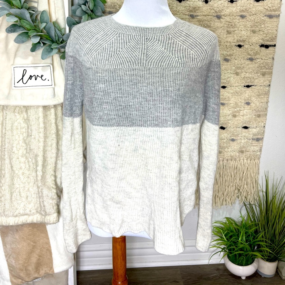 Vince grey color block sweater size XS